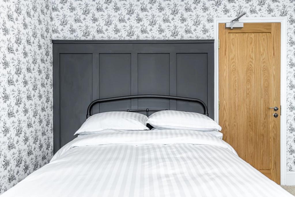 The Whichcote Arms Otel Sleaford Dış mekan fotoğraf